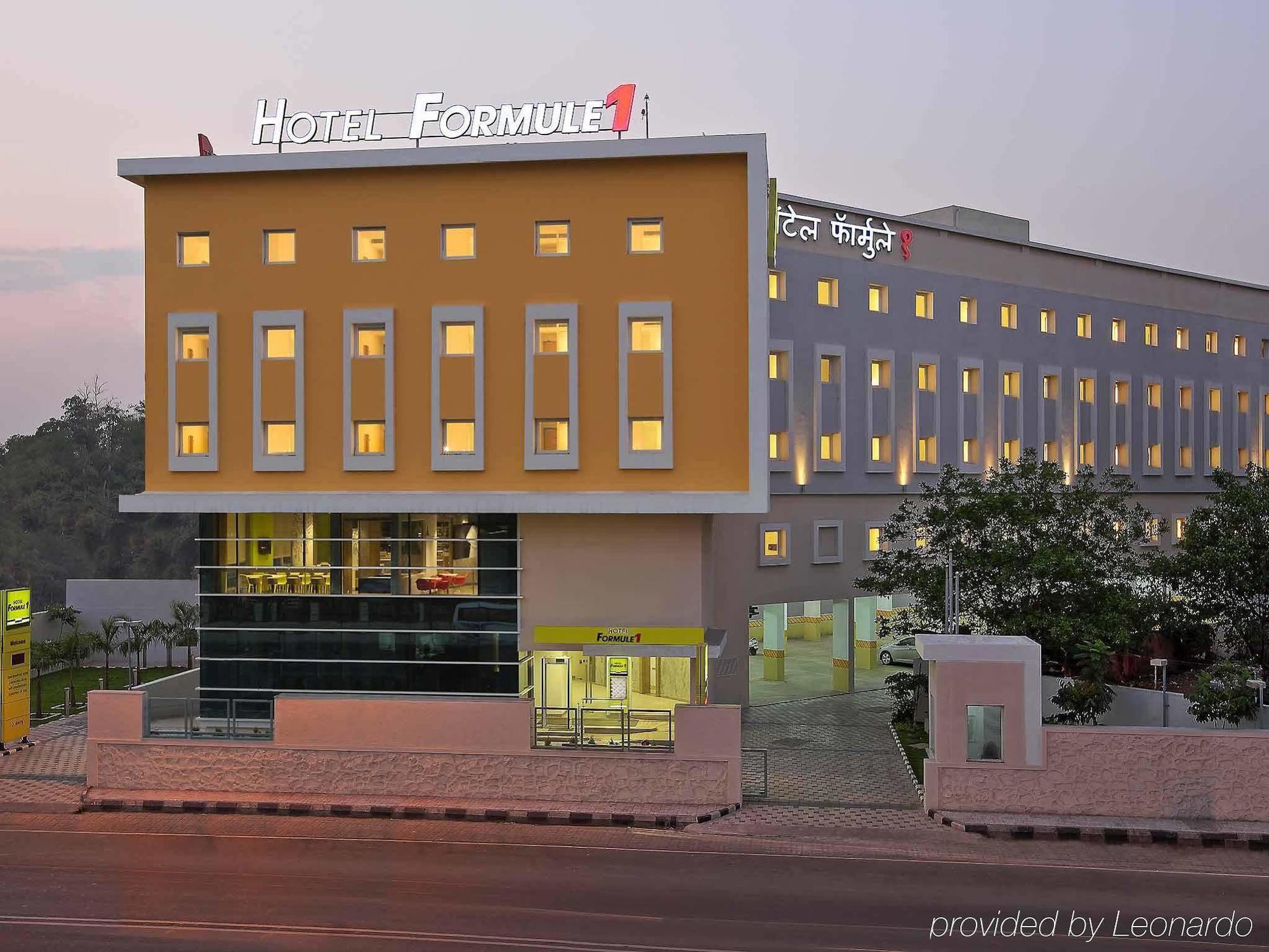 Holiday Inn Express Pune Pimpri By Ihg Pimpri-Chinchwad Exterior foto