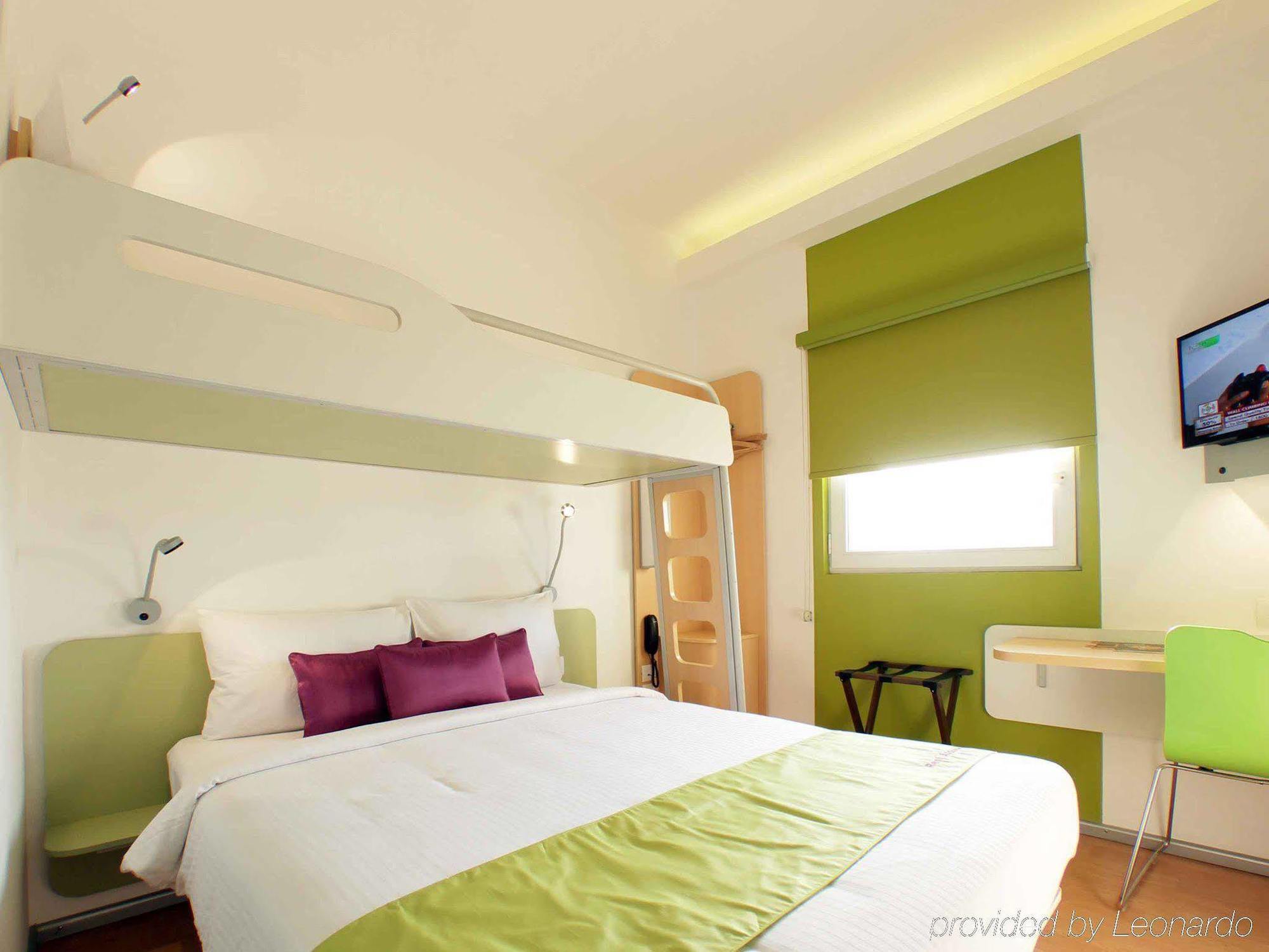 Holiday Inn Express Pune Pimpri By Ihg Pimpri-Chinchwad Exterior foto